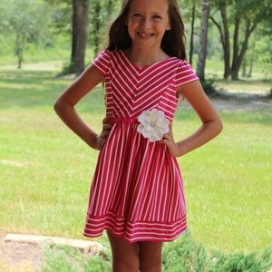 Sweet Heart Rose dress, size 6